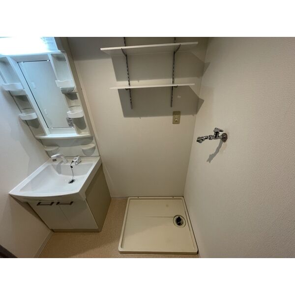 15/28 洗面