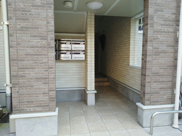 2/8 エントランス