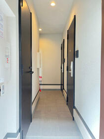 16/16 エントランス