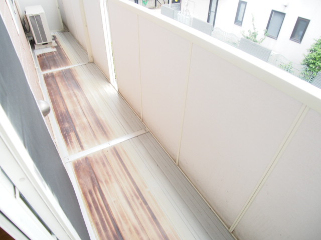 19/30 バルコニー
