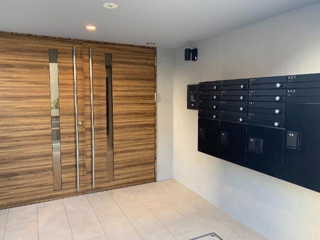 2/3 エントランス