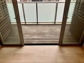 13/16 バルコニー