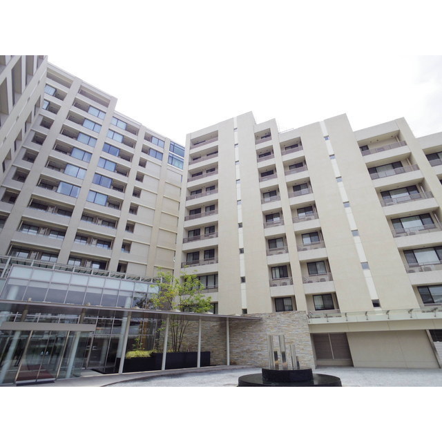 15/21 エントランス