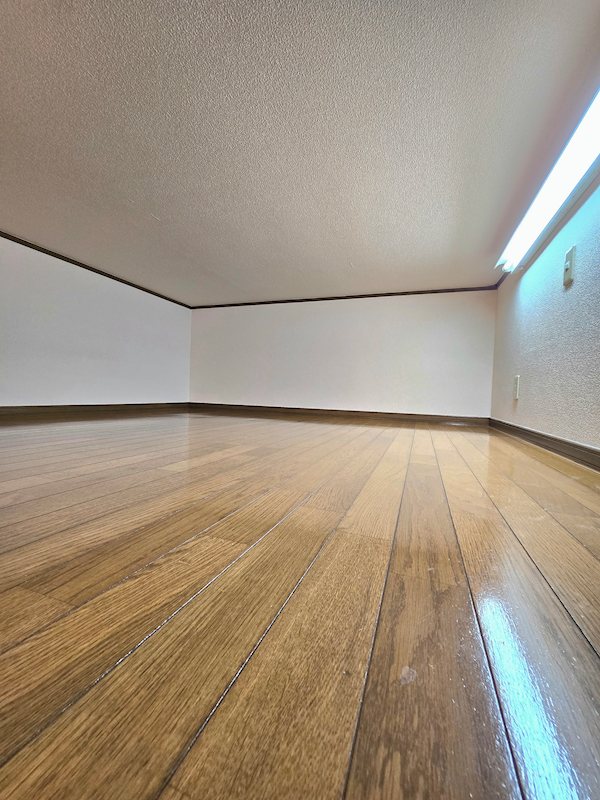 14/14 エントランス