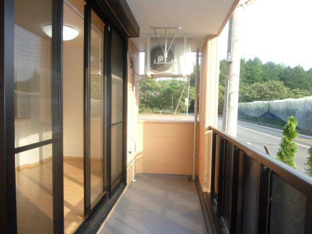 18/25 バルコニー