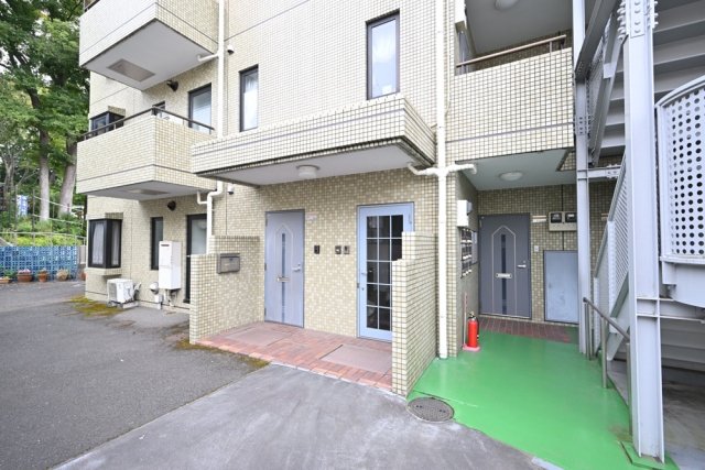 20/24 エントランス