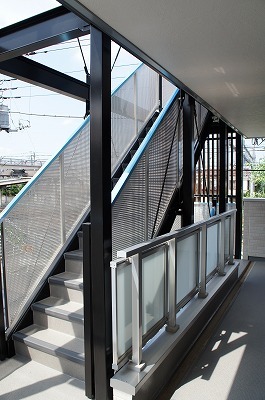 15/25 エントランス