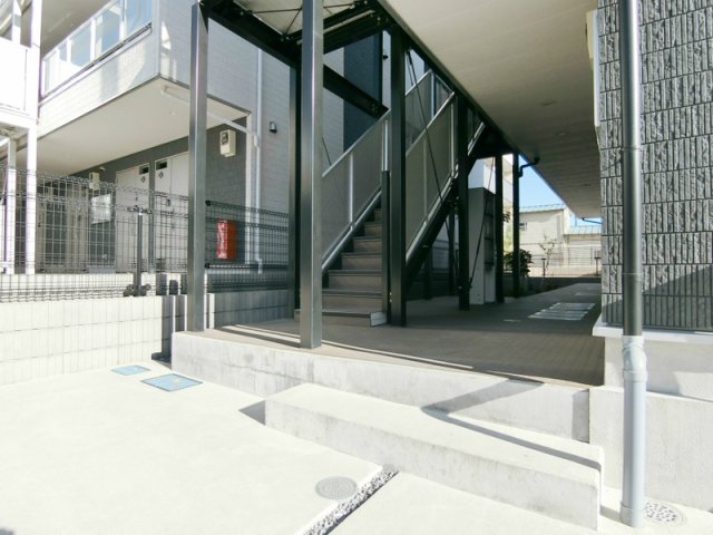 20/29 エントランス