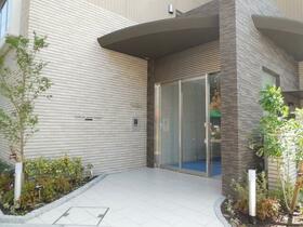 2/2 エントランス