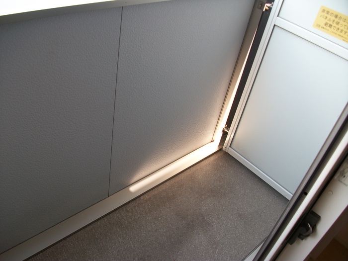 17/23 バルコニー