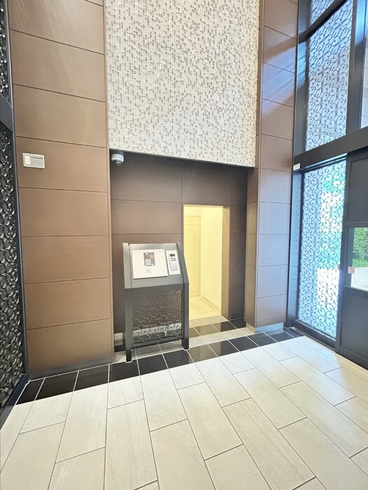 3/4 エントランス