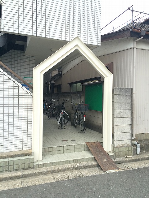 建物エントランス