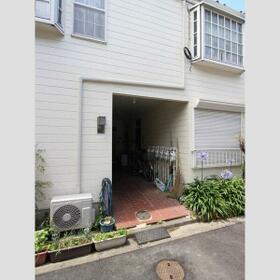 13/13 エントランス