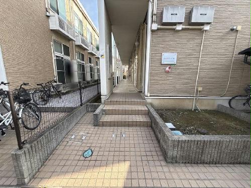 2/3 エントランス