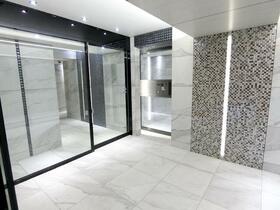 15/25 エントランス