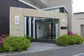 14/14 エントランス