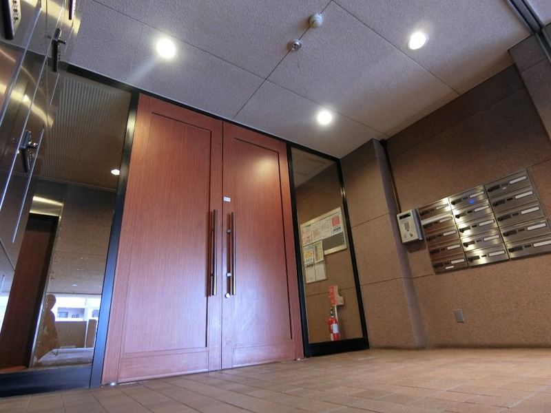 2/3 エントランス