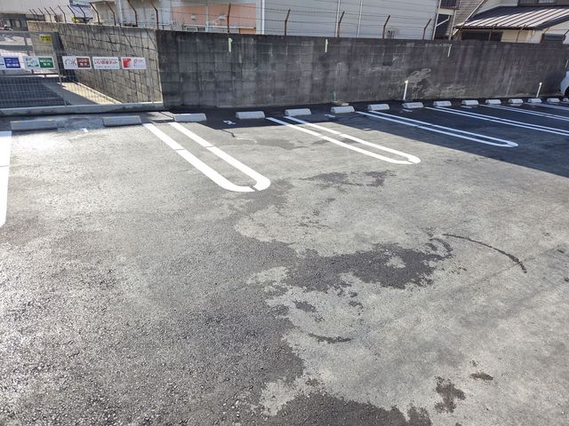 14/20 駐車場