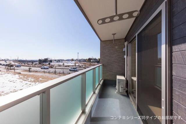 13/20 バルコニー