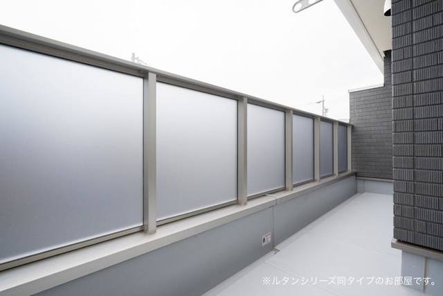 13/20 バルコニー