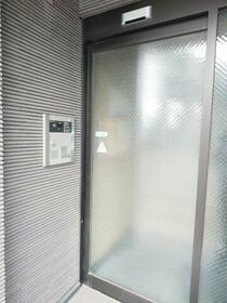 3/4 エントランス