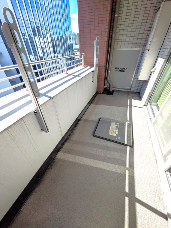 13/18 バルコニー