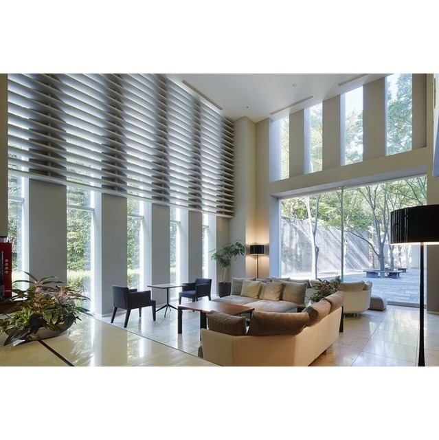 3/4 エントランス