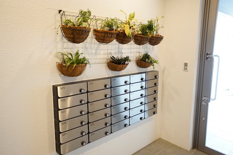 22/23 エントランス