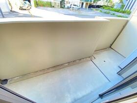 13/16 バルコニー