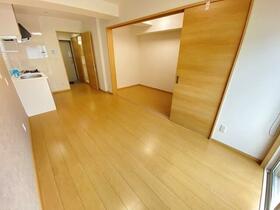 3/4 エントランス