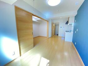 3/4 エントランス