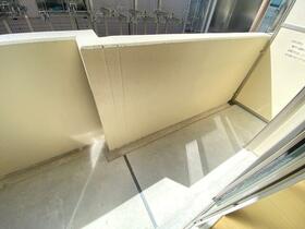 13/16 バルコニー