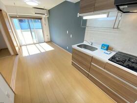 3/4 エントランス