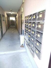 2/2 エントランス