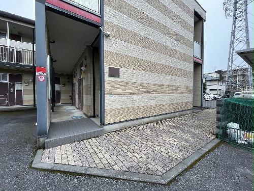 2/2 エントランス