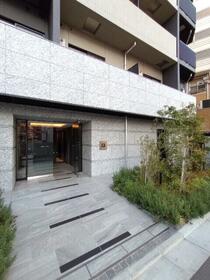 4/4 エントランス