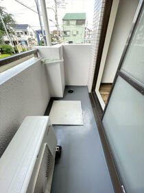 13/16 バルコニー