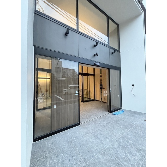 15/19 エントランス