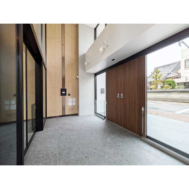 17/22 エントランス