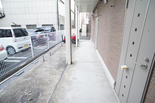 19/26 エントランス