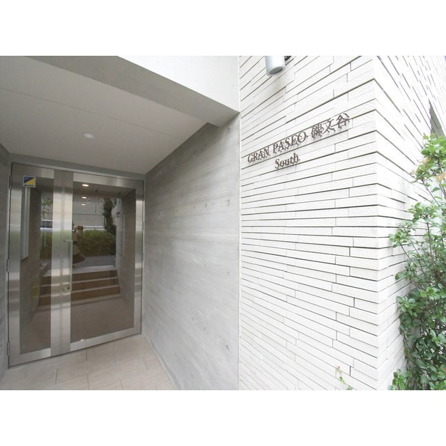 14/22 エントランス