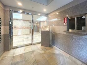 15/16 エントランス