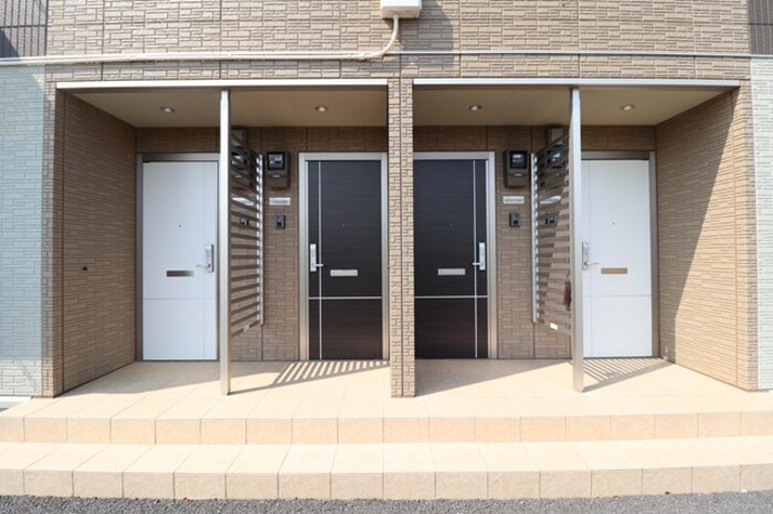 2/3 エントランス