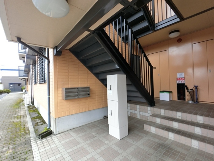 16/26 エントランス