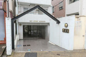 2/2 エントランス