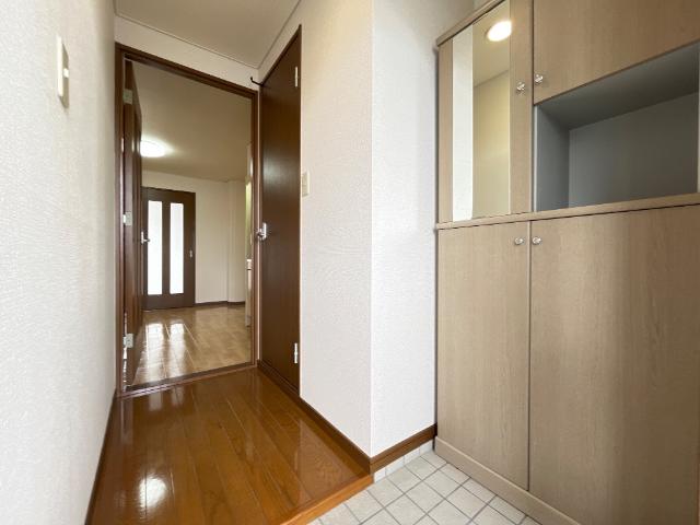 13/29 玄関