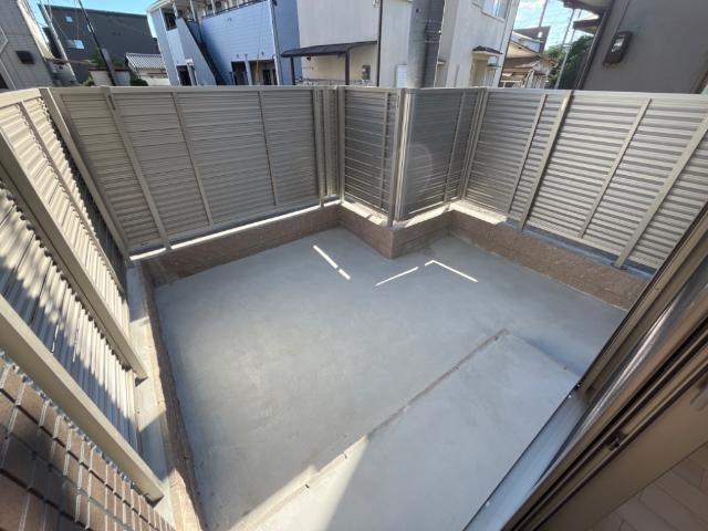 20/30 バルコニー