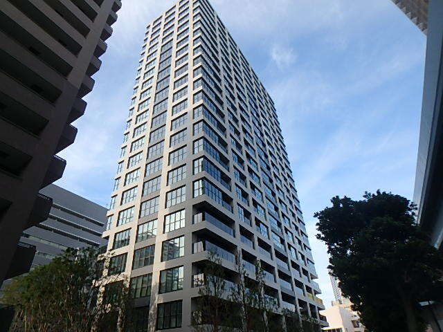 ローレルタワールネ浜松町の外観