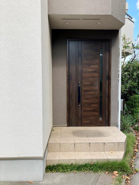 2/3 エントランス