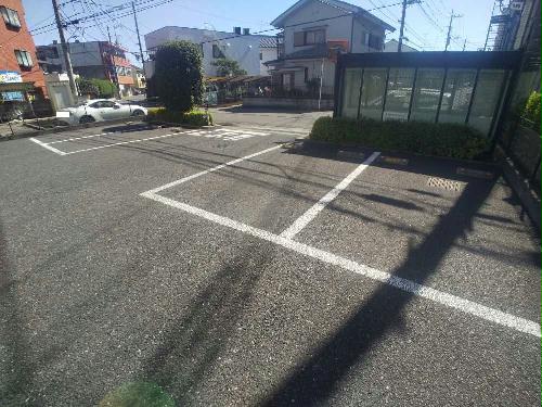 2/2 駐車場